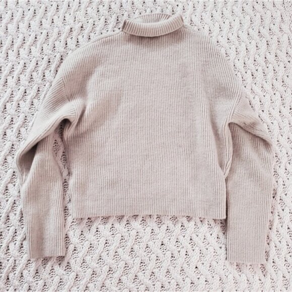 RETROD Oversized Beige Knit Mock Neck Sweater - Picture 3 of 4